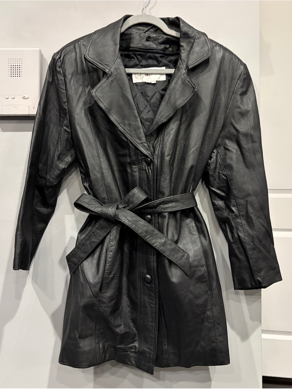 VINTAGE DEERSKIN QUALITY LEATHERS BLACK LEATHER JACKET